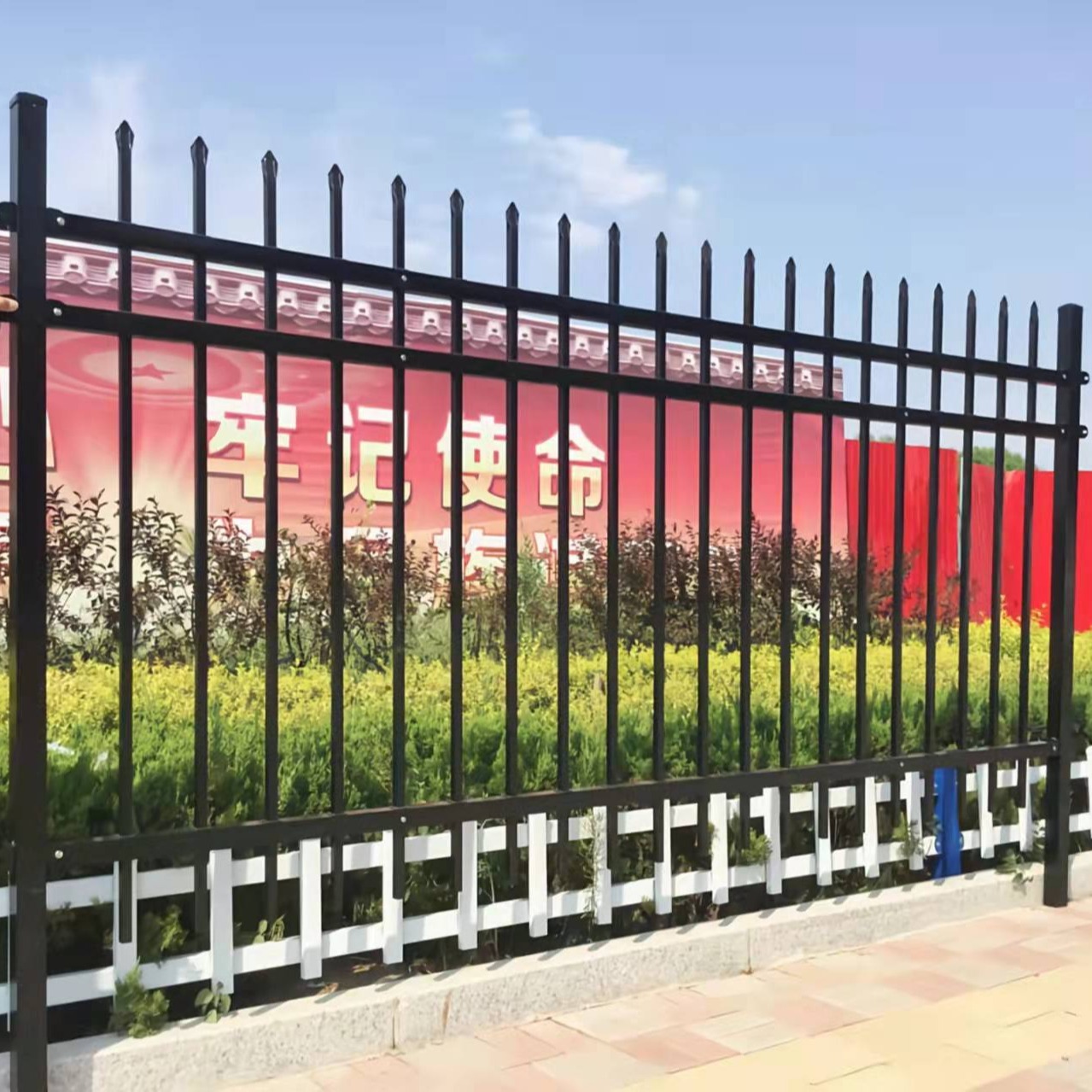 塑钢栅栏厂 喷塑简易护栏  工厂学校锌钢护栏设计  阿闯金属制品