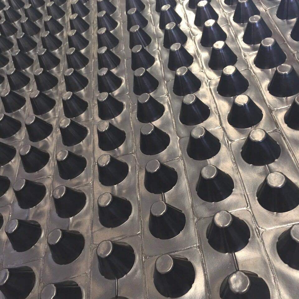 鼎诺厂家生产供应山东泰安塑料卷材排水板