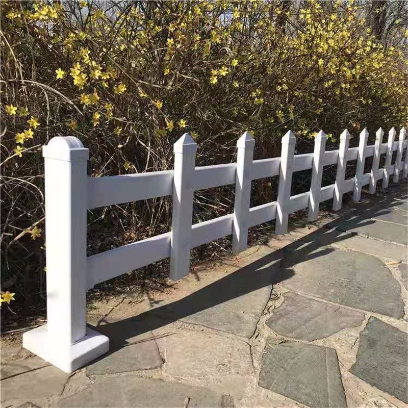 pvc塑钢草坪护栏小区园林别墅塑钢围墙护栏公园花园花坛园林防护栏峰尚安图片