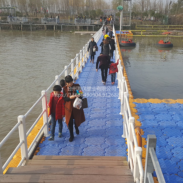 山东地区供应水上景观浮桥 垂钓浮筒平台 浮筒浮箱码头