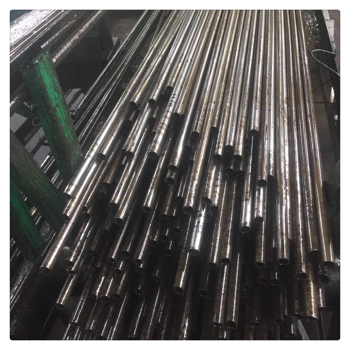 16mn精密钢管厂小口径精密钢管小口径精密无缝钢管多种规格