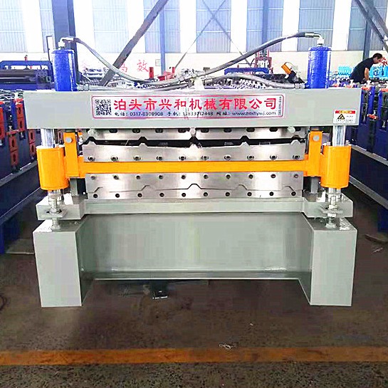 兴和推出厂家现货彩钢双层压瓦机 广西南宁销售点840/900单板机械