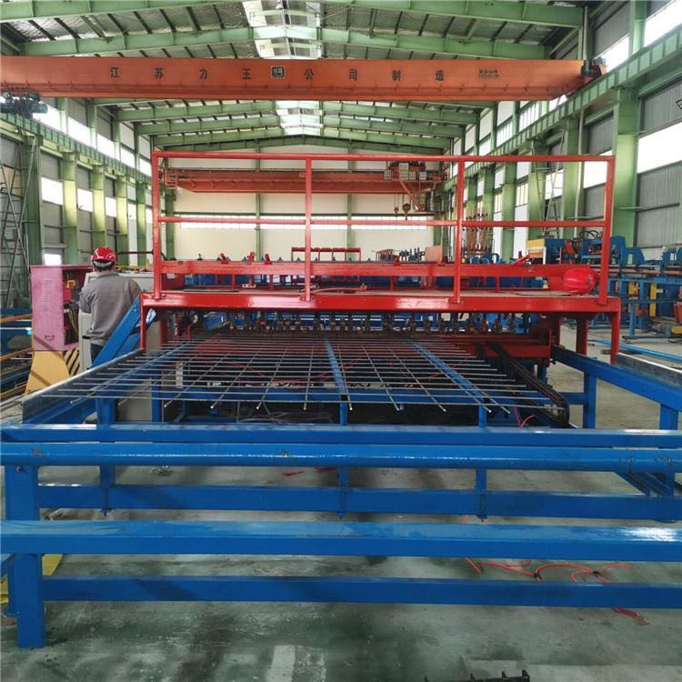 钢筋网片排焊机 
隧道边坡支护排焊机 贵州湖南江苏益工厂家
