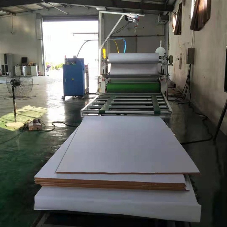 贴面机 硅酸钙板热熔胶贴纸机 PVC发泡大板贴面机 JH-1320