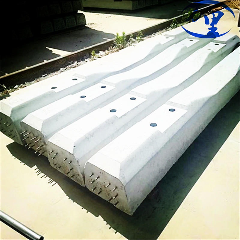 二型水泥轨枕 XII型混凝土轨枕 铁路轨枕 钢筋砼枕 混凝土岔枕图片
