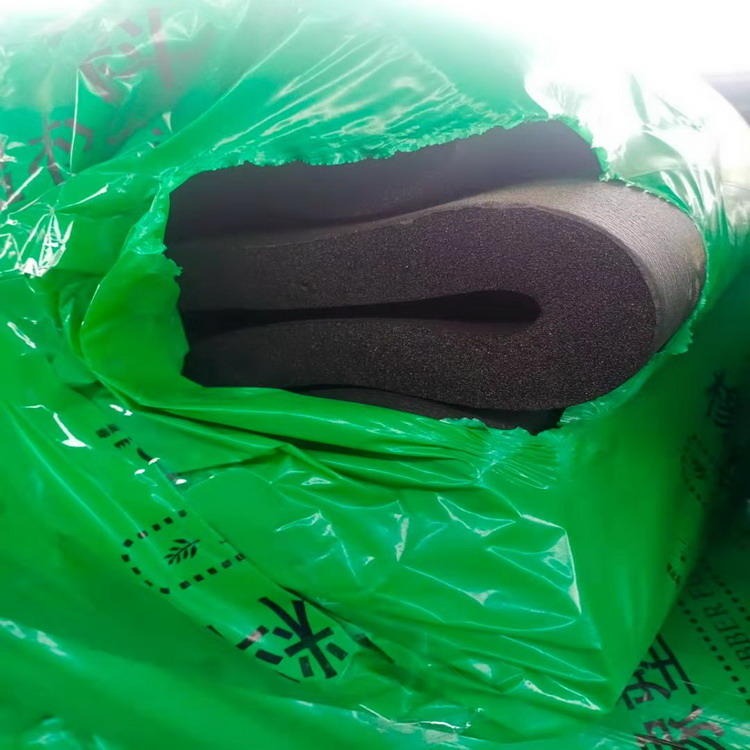 蓝田县 普通型绿色包装B2级橡塑保温管 华美橡塑管壳厂家直供