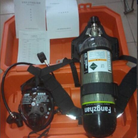 空气呼吸器气瓶充气过程 科尔奇MCH-6充气泵，宝华Junior II空气压缩机