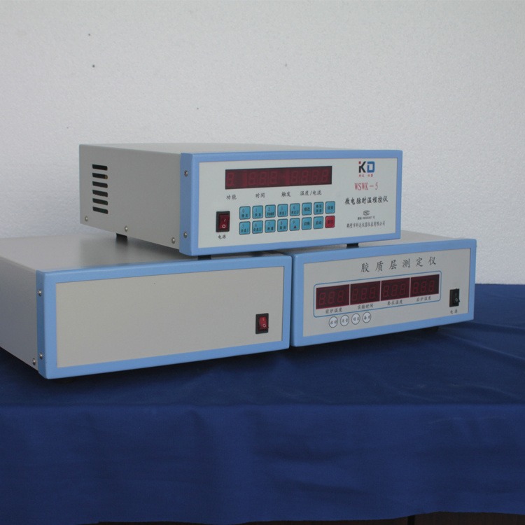 马弗炉配套WSWK-5实验室温程控仪 电脑温控监测   电热板马弗炉图片