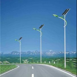 乾旭照明9米12米太阳能路灯 led路灯价格 120瓦太阳能生产厂家