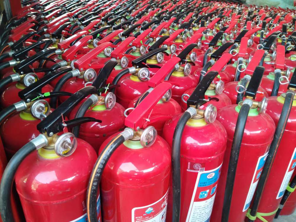 天津灭火器灌粉 换药检测 加压检验 消防器材销售 维护保养