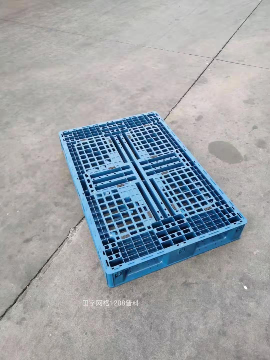 河北川字网格塑料托盘仓储隔板卡板的正确使用方法