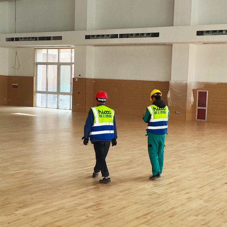 猴王 枫桦木 生产定制篮球馆 防滑耐磨运动地板