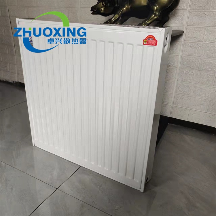 卓兴钢制板式散热器GB22集中供暖改造工程用采暖片壁挂炉暖气片图片