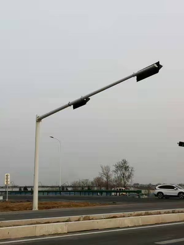 单悬臂道路标志杆交通标志监控杆四季交通设施可以定制