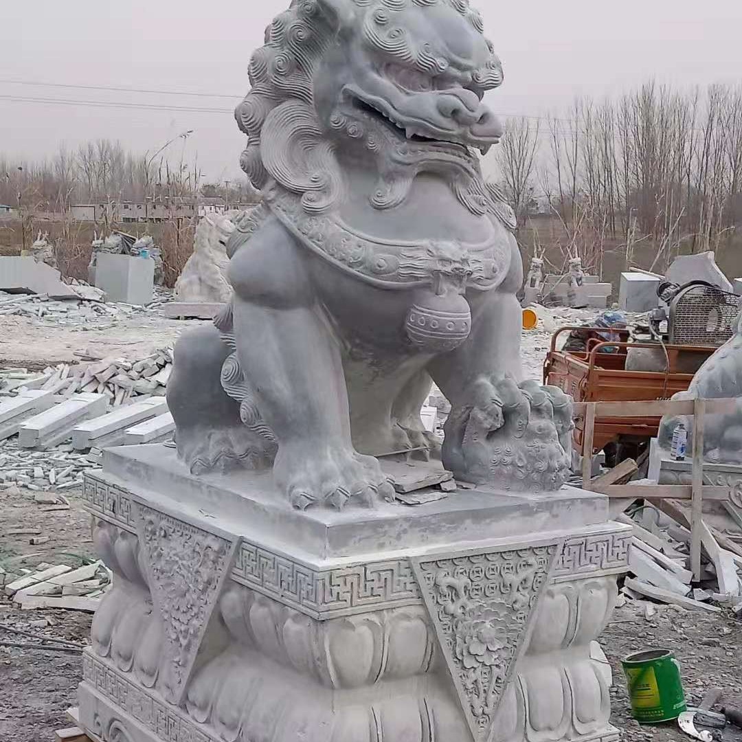 东诚石业   精雕细琢石雕狮子(花岗岩北京狮)高150厘米