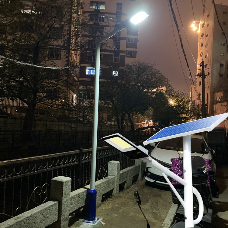 长顺长寨有做农村太阳能路灯厂家吗 5米6米7米8米LEd路灯批发图片