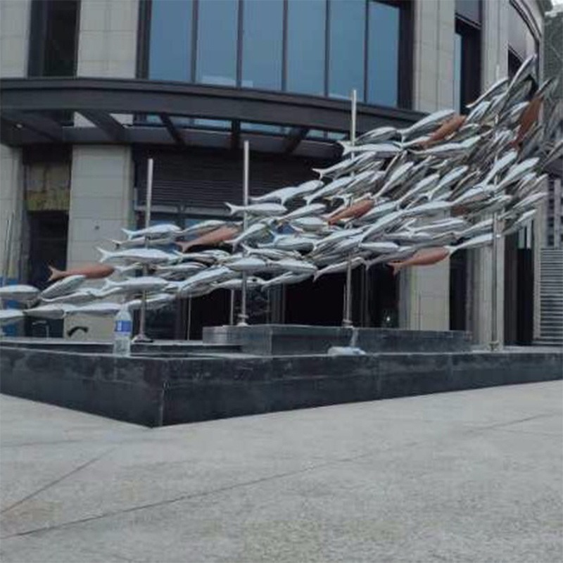 石家庄天启不锈钢大型雕塑厂家 304不锈钢制作鱼群 巨型镜面雕塑 可使用于公园 广场等等图片