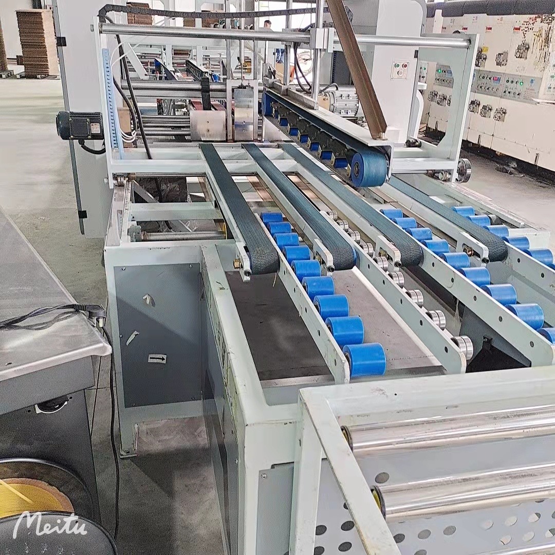 印为厂家  全自动高速粘箱机     粘箱机   全自动糊箱机