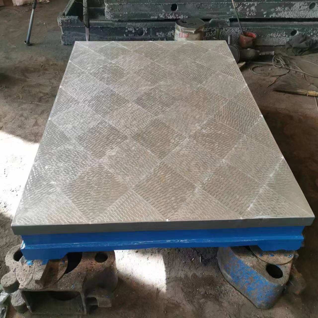 测量划线平板工作台定制铸铁钳工T型槽焊接平板装配平台