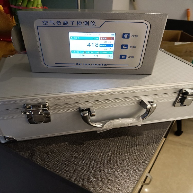 聚一搏供应手持式负氧离子检测仪 JYB-510 液晶屏显示 同轴圆筒技术 充电循环使用