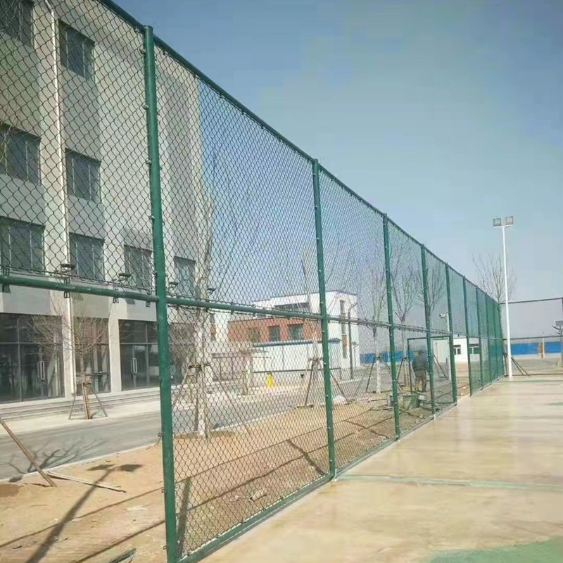 篮球场护栏网 日子型边框护栏网 墨绿色护栏网 亚奇定制图片