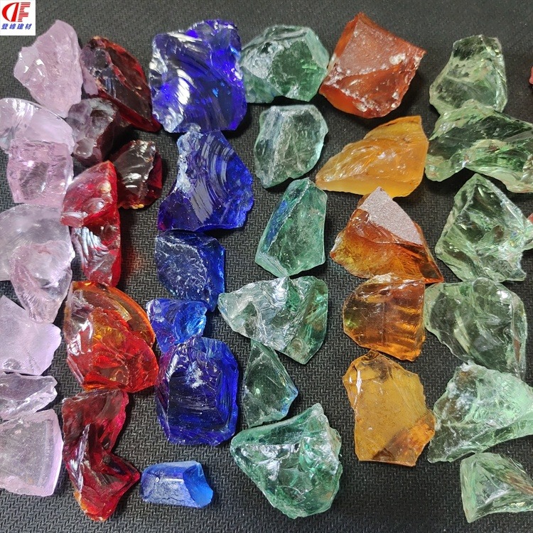 彩色玻璃块 玻璃石 造景用玻璃石 大块不规则水晶玻璃块