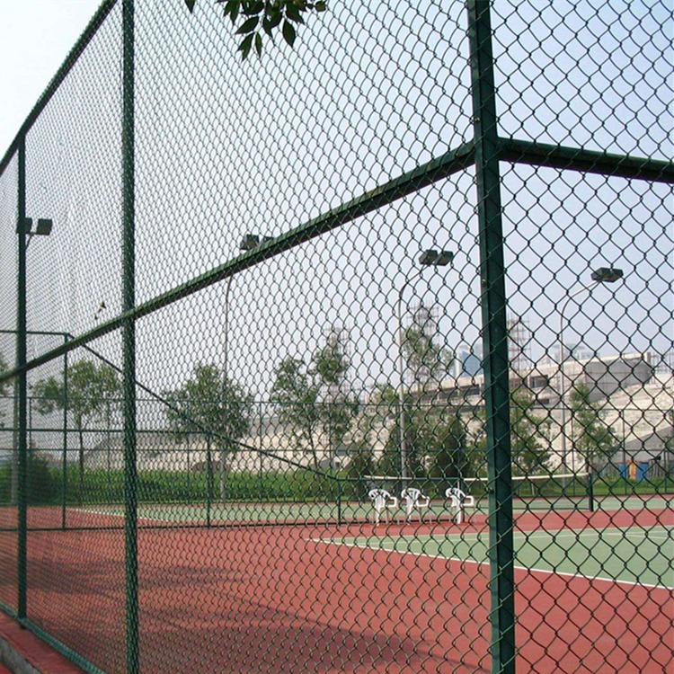 网球场围栏网 运动场勾花围栏网 德兰排球场护栏生产厂家