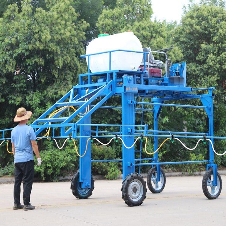 玉米田行走式高架喷雾机 三轮折叠杆打药机 高低可调玉米地打药机 厂家