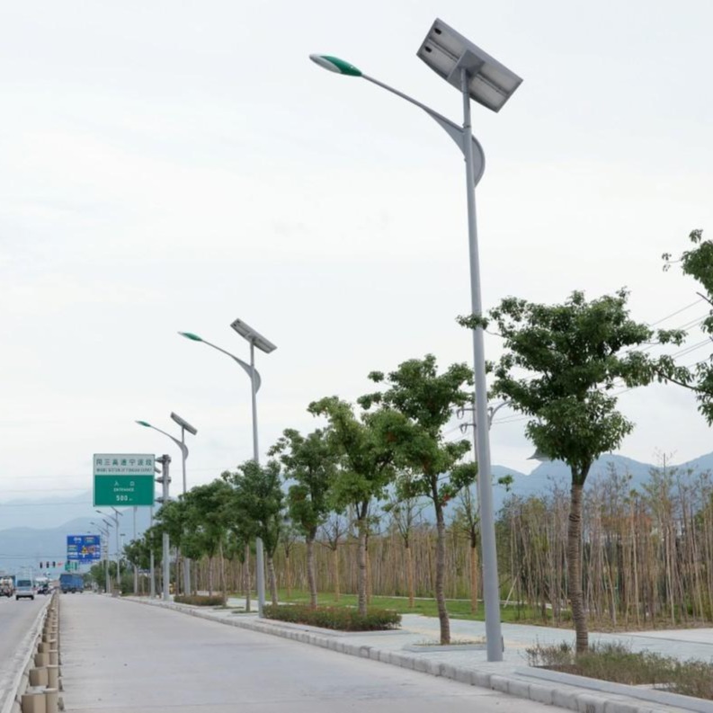 乾旭照明新农村太阳能路灯厂家 6米太阳能户外道路灯 新农村照明灯6米