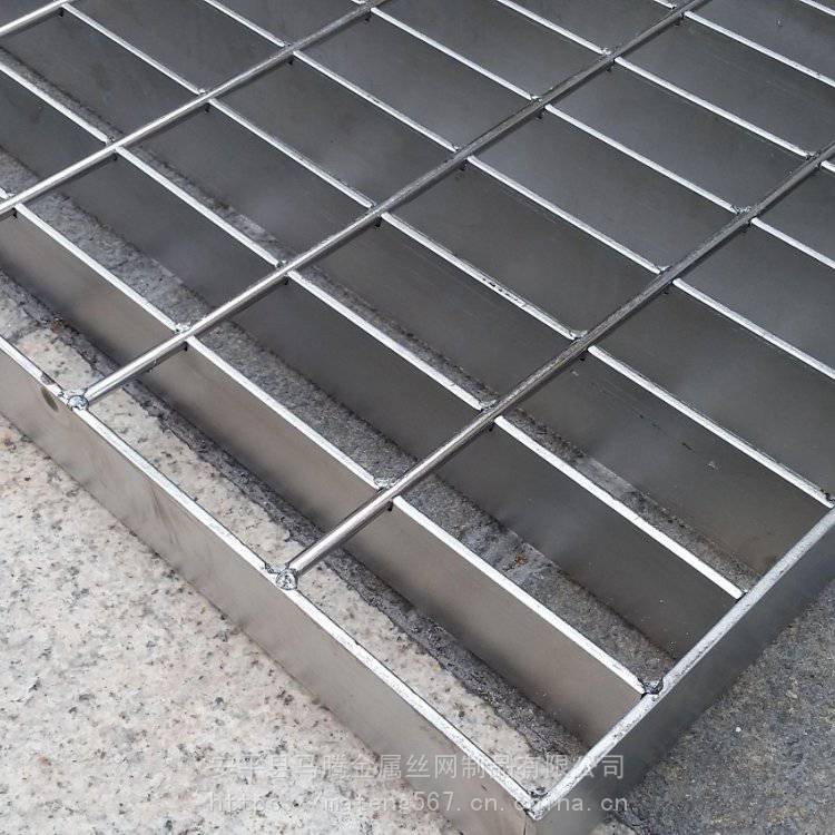 平台钢格板 踩踏承重 电厂水厂钢厂热镀锌钢格栅板马腾品牌