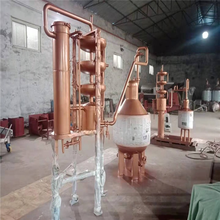 鑫华150升粮食酿酒蒸馏设备  谷物酒蒸馏机组，白兰地蒸馏设备