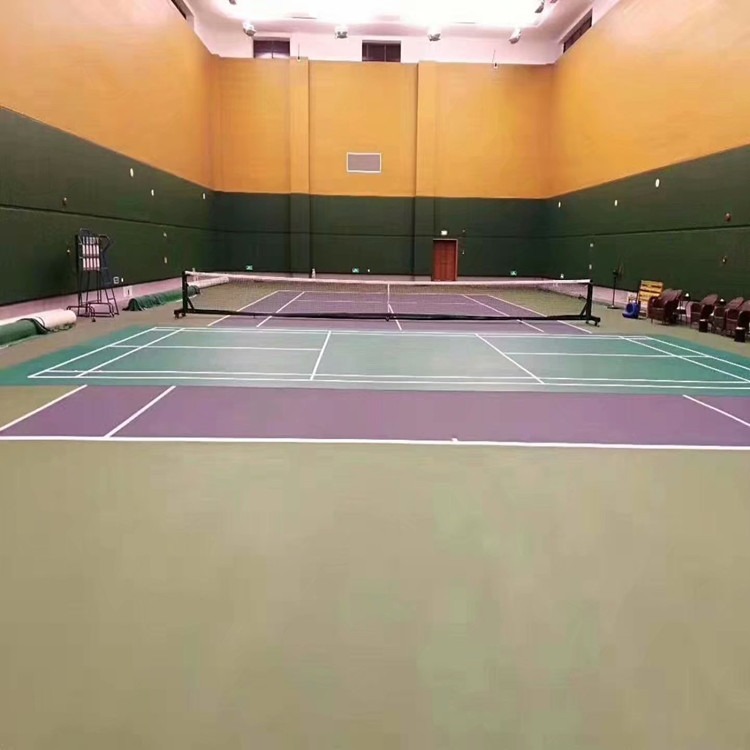 羽毛球馆地胶易清洁  室内羽毛球地板安装便捷  运动体育地板图片