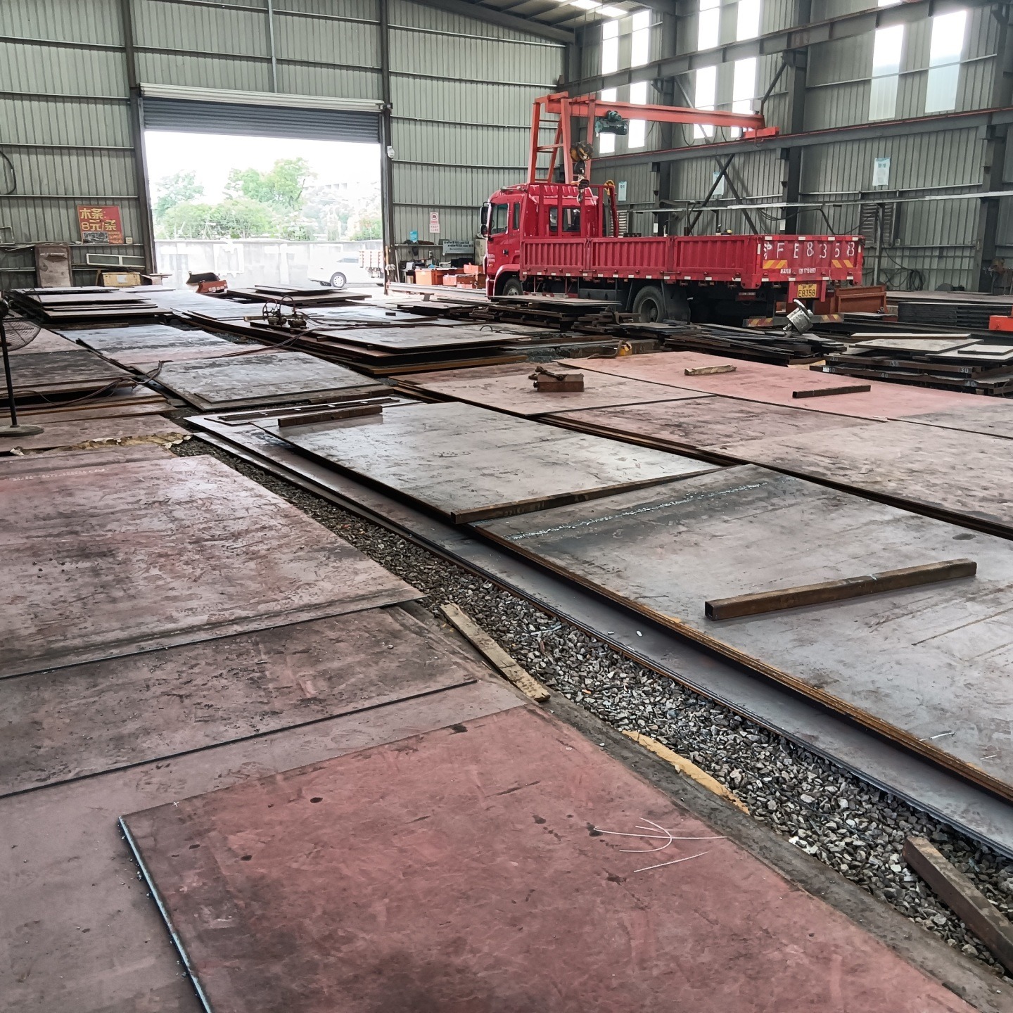 45模具钢 碳素结构钢 宝钢供应中厚板 薄板 圆钢可定制机配送到厂