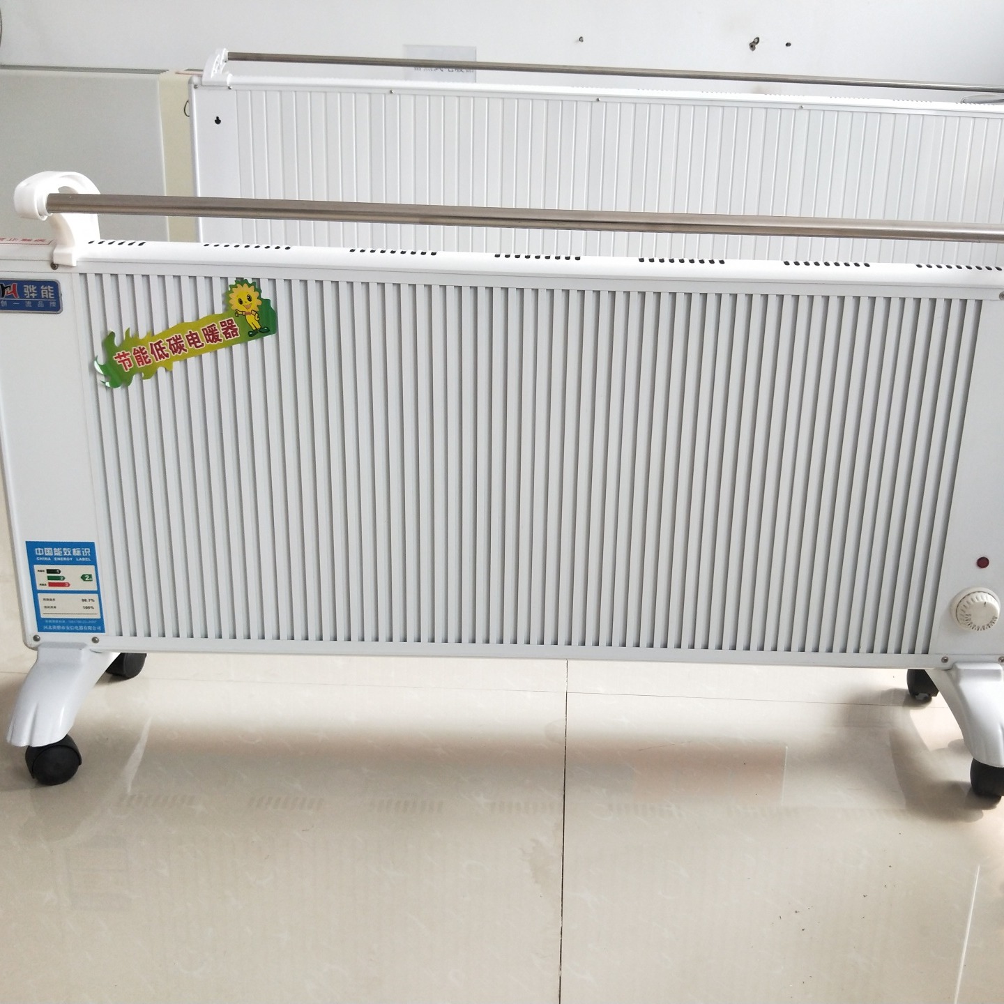 鑫达美裕供应生产 GRTJ-2000电暖器 电加热暖气片 家用电注水电暖器片 生产供应图片