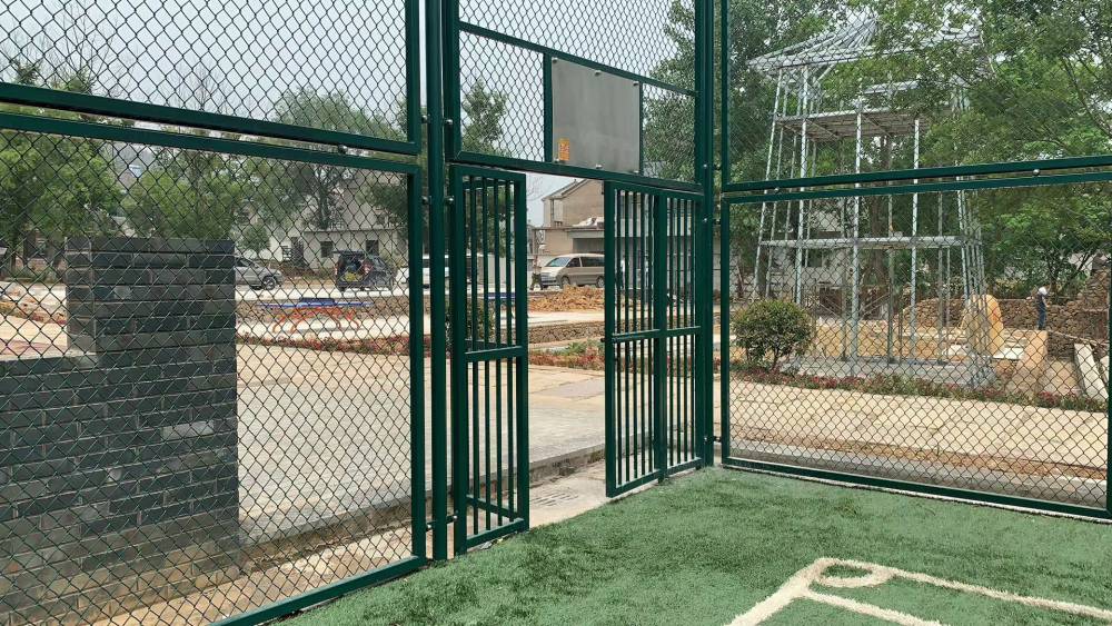 球场围网 学校球场围栏 室外球场勾花护栏网 支持定制