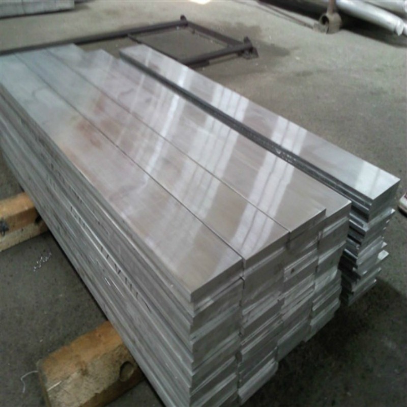 昌鸿厂家供应 6061 6063  7075铝板 铝排 铝管 铝棒 200mm规格齐全 欢迎订购规格齐全