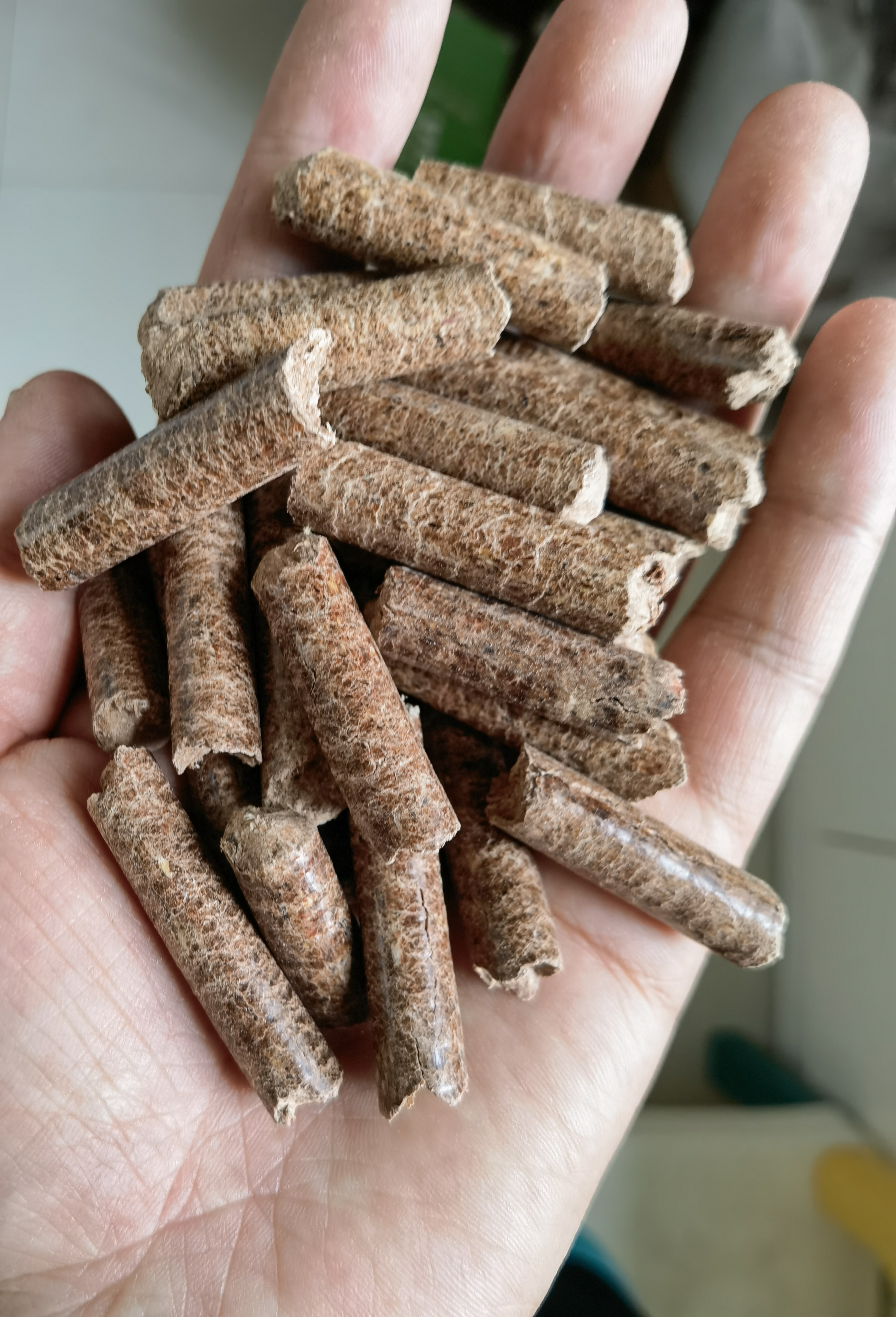 连云港原厂家木颗粒 生物质颗粒 木屑颗粒 松木颗粒 樟子松颗粒  全国供应