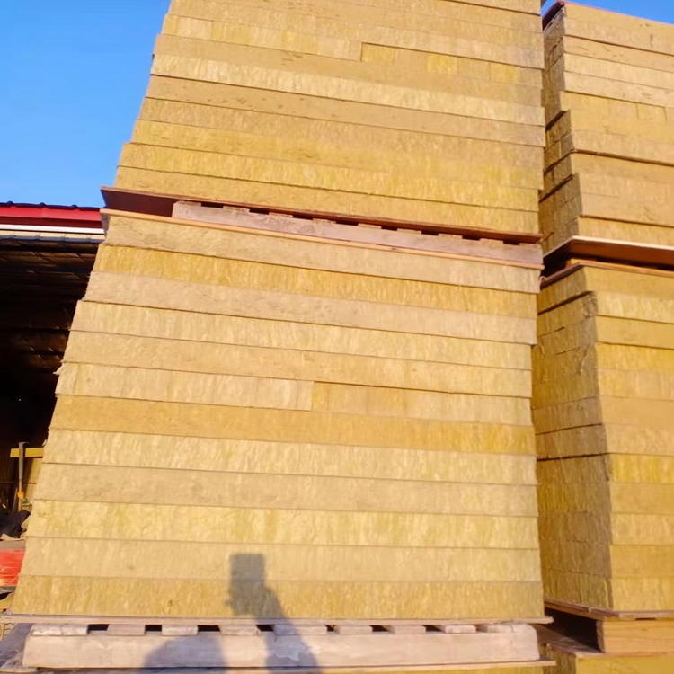悦盈TR75厚 密度120kg/m3外墙岩棉板批发 厂家现货供应