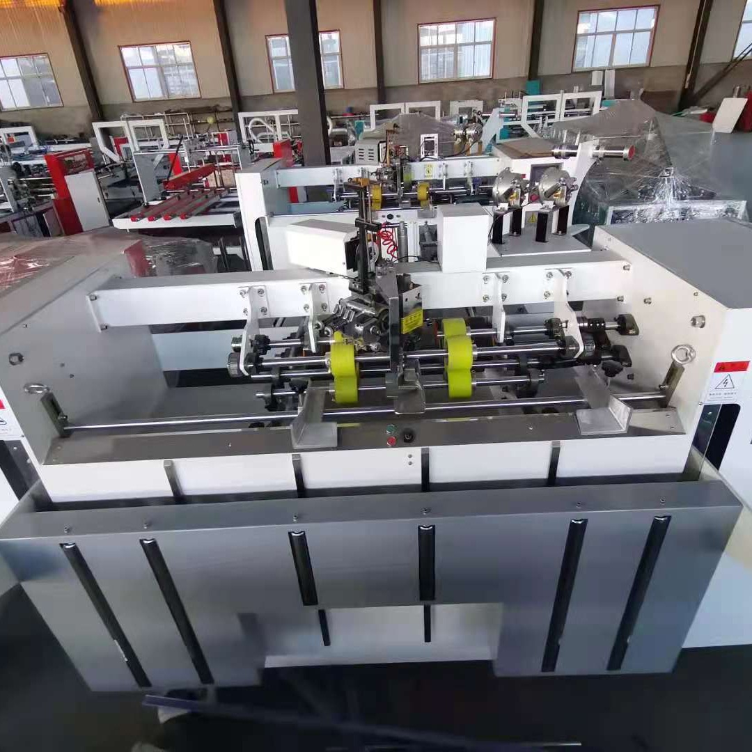 信洋  压合式粘箱机  全自动钉箱机  半自动粘箱机  源头生产厂 全自动粘箱机