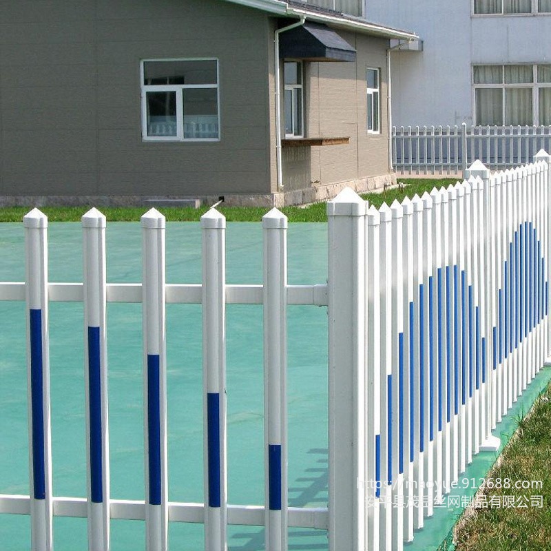 塑钢护栏变压器安全围挡PVC草坪护栏公园围墙栅栏