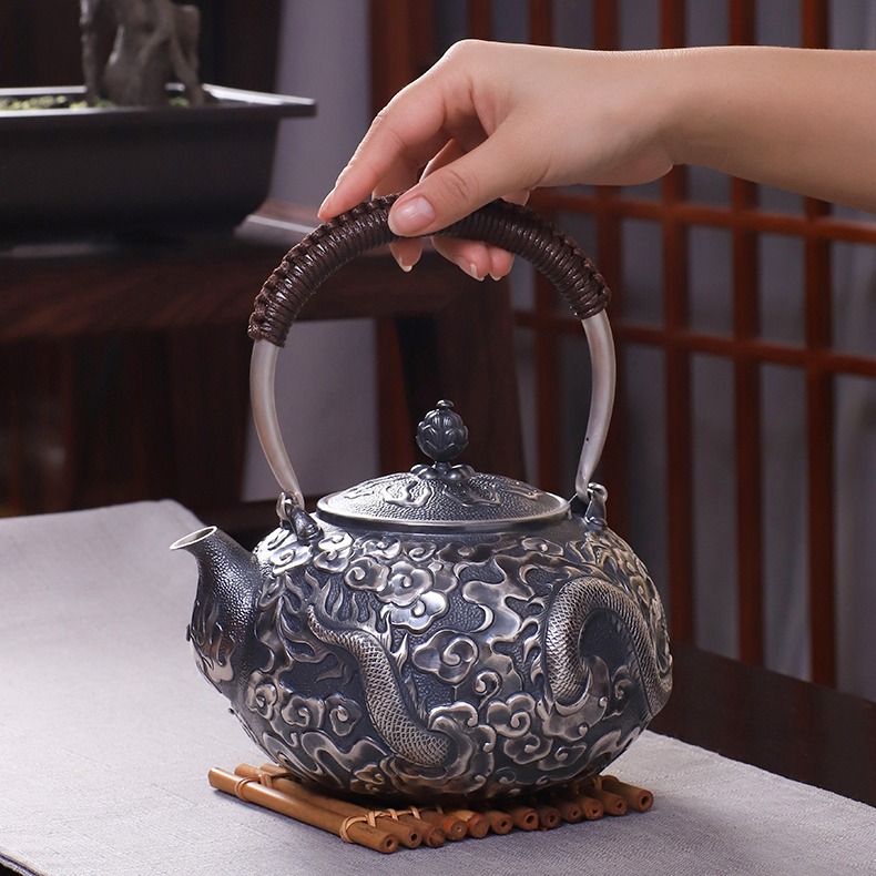 手工银壶价格 纯银999银壶家用茶道纯银煮茶壶烧水壶银茶具图片