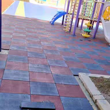 普定幼儿园橡胶地板 户外橡胶地垫 健身房运动橡胶地板 减震垫室外塑胶地胶图片