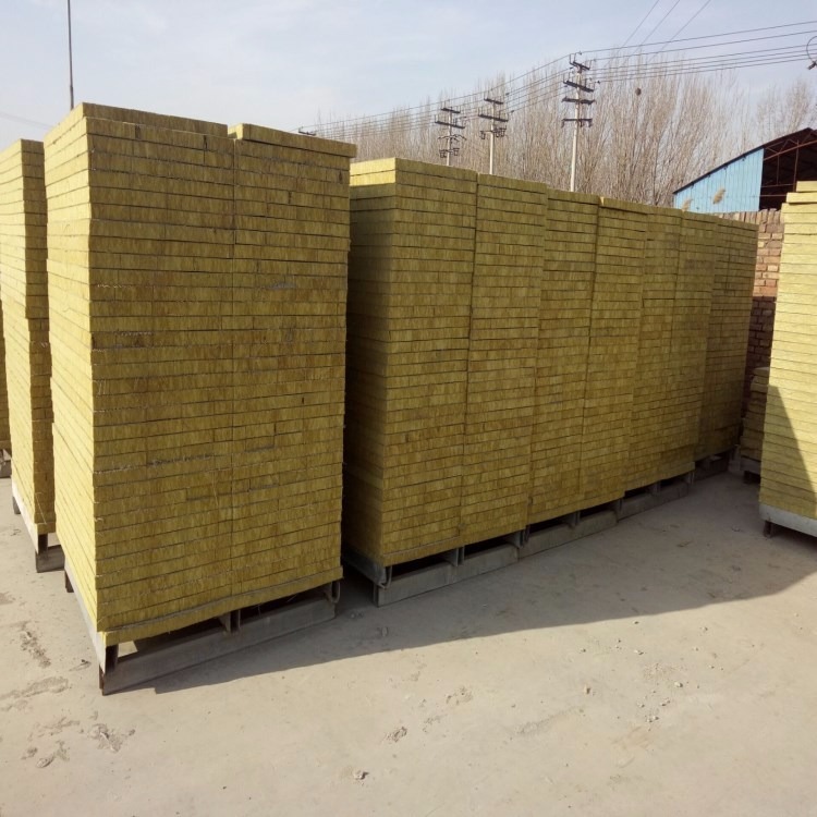 东欧A级防火岩棉 复合板 外墙保温岩棉产品质量可靠