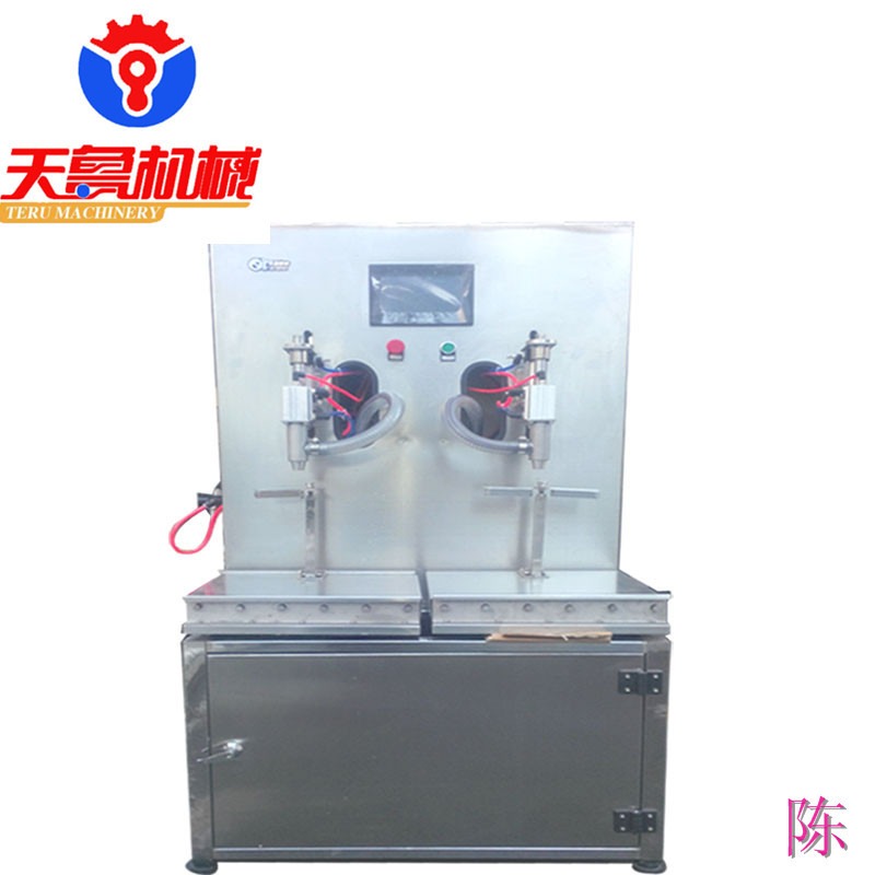 天鲁  CZG-2 棉籽油灌装机 洗洁精灌装机 半自动液体灌装 小巧耐用图片