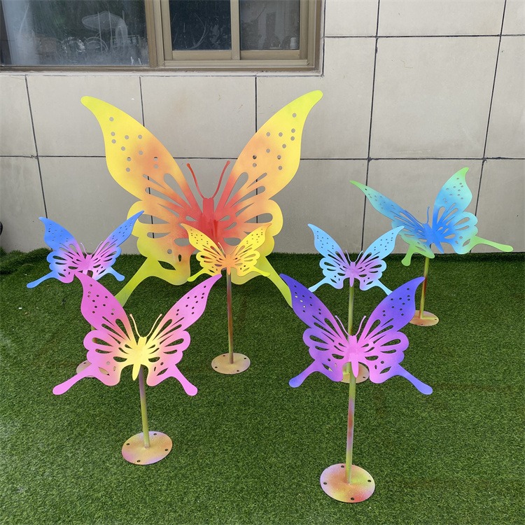 不锈钢抽象蝴蝶雕塑，彩绘蝴蝶雕塑图片