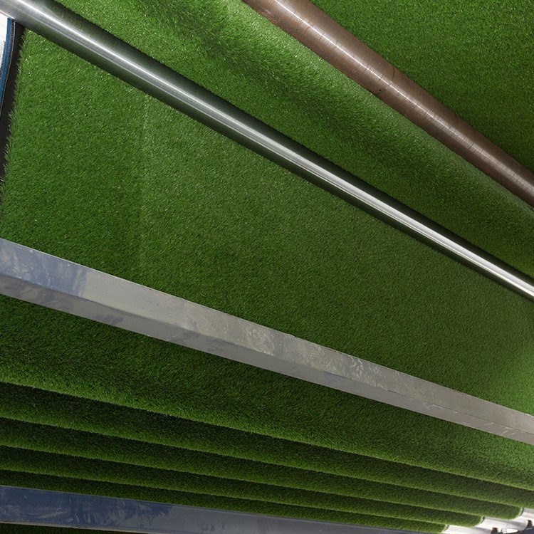 1乐冠 混合型塑胶跑道 人造草坪 硅pu球场 EPDM颗粒 塑胶地面图片