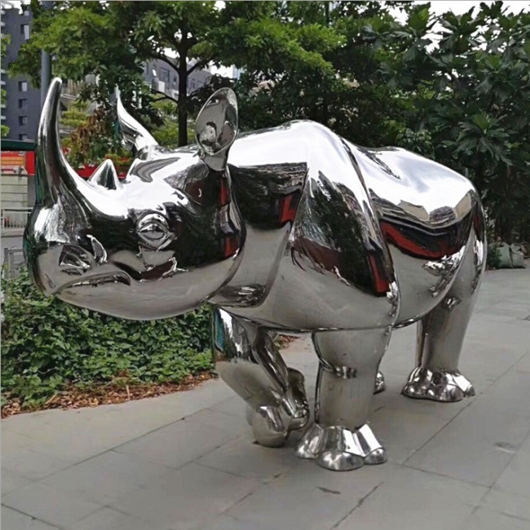 镜面不锈钢犀牛雕塑，大型动物雕塑犀牛