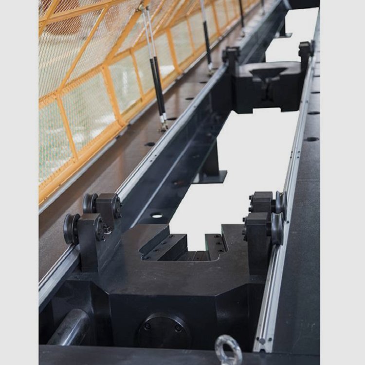 吊装带拉力试验机电液伺服卧式拉力试验机1000kN大空间拉力试验机大型螺栓拉力试验机  中创图片