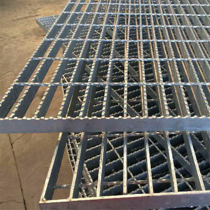 热镀锌齿形钢格板沟盖污水处理电厂重型平台踏步防滑异型钢格板定制峰尚安图片