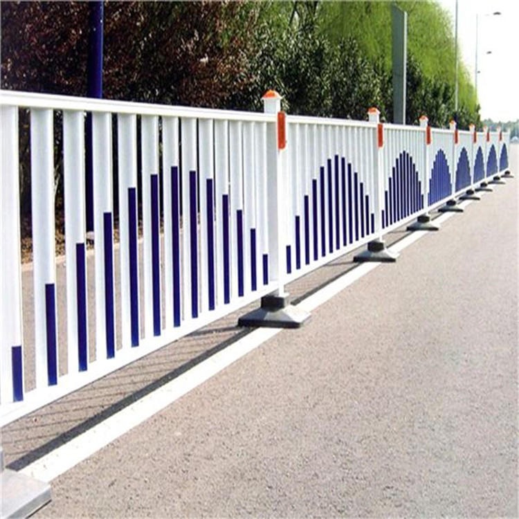 道路护栏 红马 京式道路护栏 交通道路护栏 市政护栏 机非护栏 黄金护栏